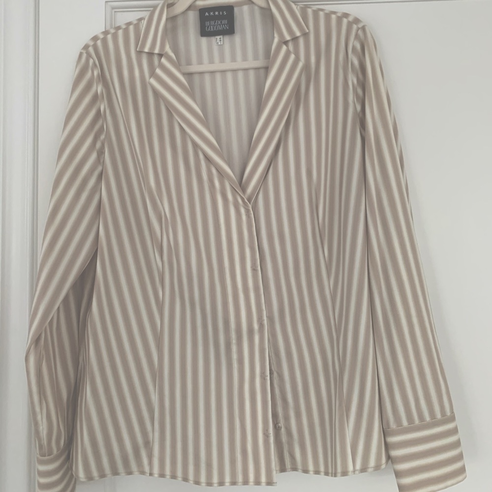 AKRIS subtle striped size 12 long-sleeved cotton with stretch blouse.